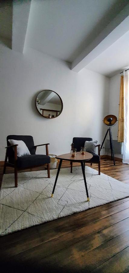 Studio Tres Spacieux Avec Cour, En Plein Coeur De Ville ! Carcassonne Exteriör bild
